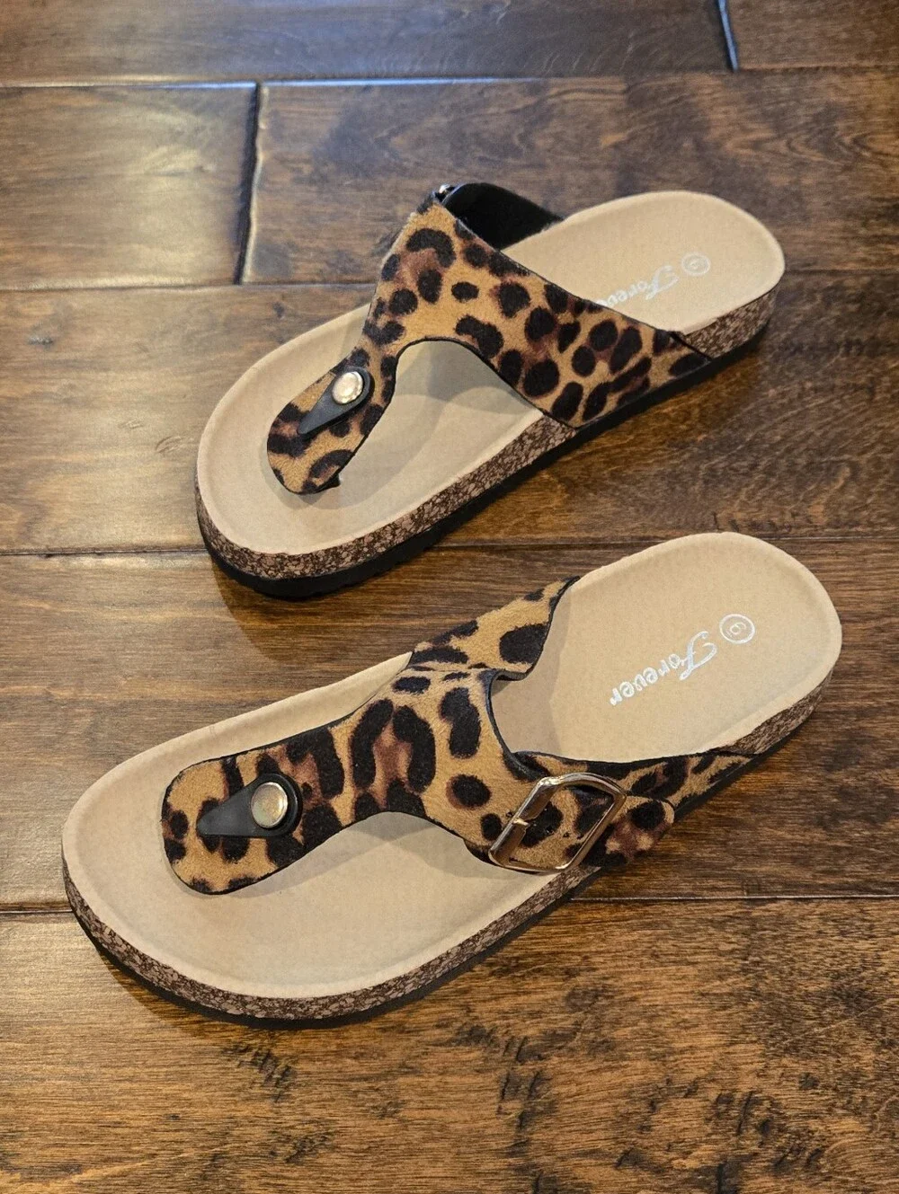 NWT Forever Sandals Size 6 Leopard Print - Picture 2 of 7